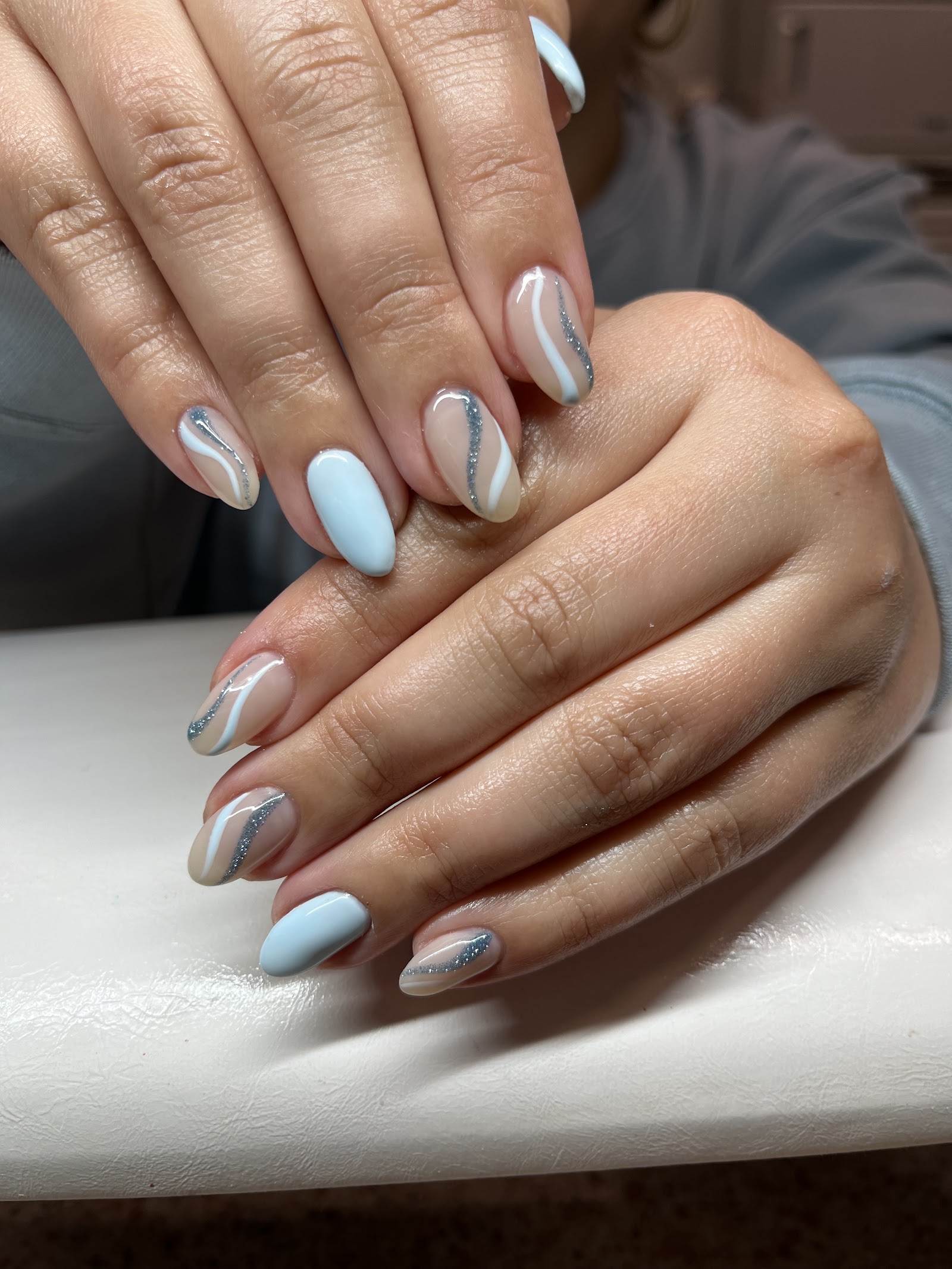 Pekis nails nail photo 2
